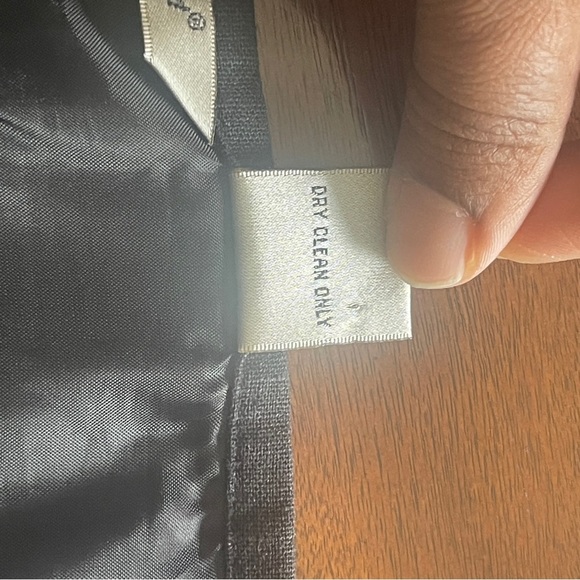 Edward Chic Black  A-Line Skirt with white embroidered florals Size:8 - Picture 4 of 4